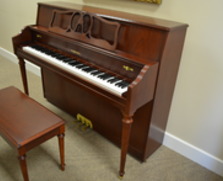 Yamaha M500 Sheraton console piano